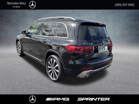 Used 2022 Mercedes-Benz GLB 250 image 4