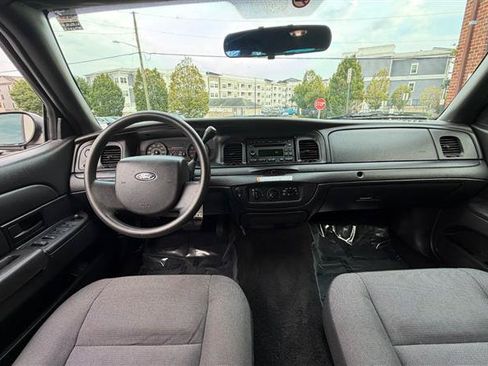 Used 2010 Ford Crown Victoria Police Interceptor RWD image 22