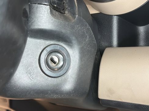 Used 2009 Honda Element LX image 28