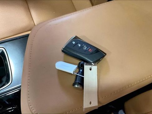 Used 2023 Lexus NX 250 FWD image 13
