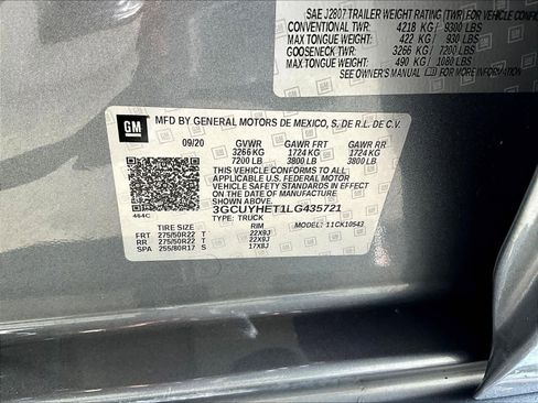 Used 2020 Chevrolet Silverado 1500 High Country w/ Technology Package image 37