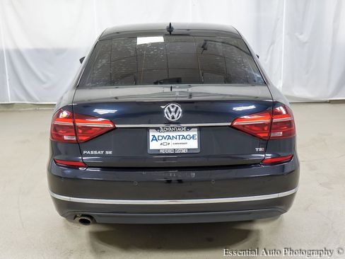 Used 2017 Volkswagen Passat 1.8T SE image 6
