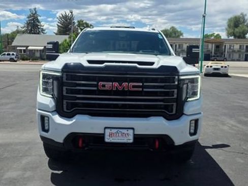 Used 2023 GMC Sierra 2500 AT4 w/ AT4 Premium Plus Package AWD/4WD image 4