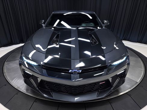 Used 2018 Chevrolet Camaro SS RWD image 48