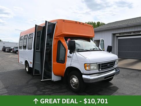 Used 2003 Ford E-450 and Econoline 450 RWD image 44