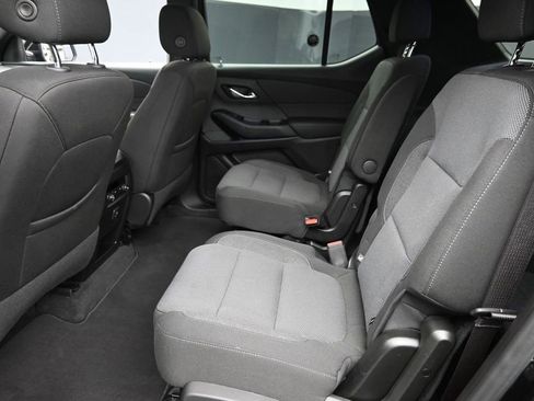 Used 2023 Chevrolet Traverse LT AWD/4WD image 11