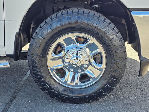 Used 2020 RAM 2500 Tradesman RWD image 10