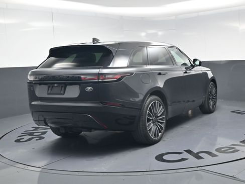 Used 2021 Land Rover Range Rover Velar R-Dynamic S image 17