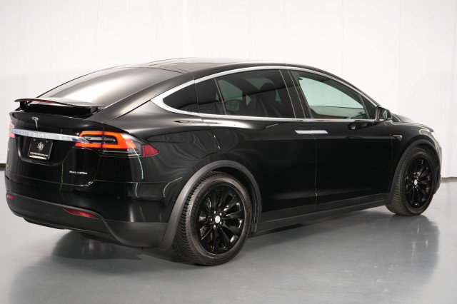 Used 2020 Tesla Model X Long Range AWD/4WD image 10