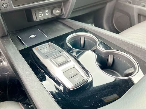 Used 2024 Honda Ridgeline Black Edition image 17