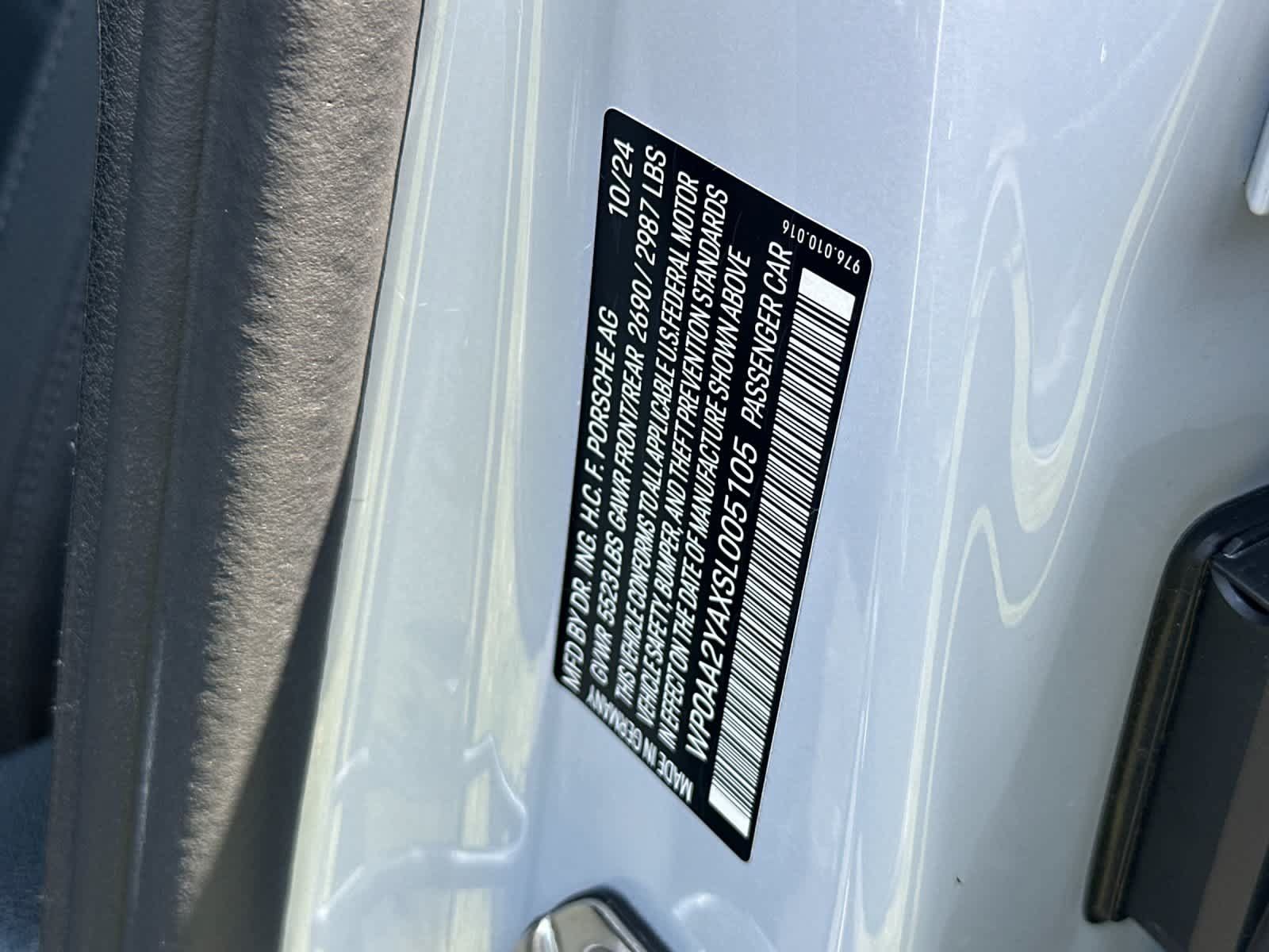 Certified 2025 Porsche Panamera 4 AWD/4WD image 33