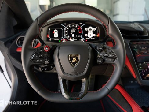 Used 2024 Lamborghini Revuelto AWD/4WD image 22