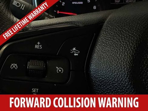 Used 2022 Chevrolet TrailBlazer LT FWD image 12
