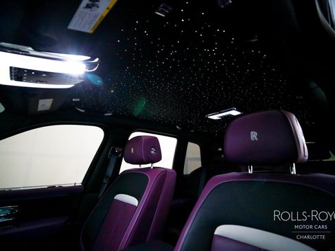 Certified 2025 Rolls-Royce Cullinan Black Badge AWD/4WD image 12