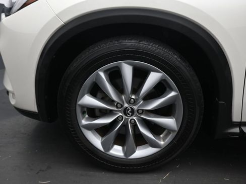 Used 2019 INFINITI QX50 Luxe w/ Navigation Package FWD image 51