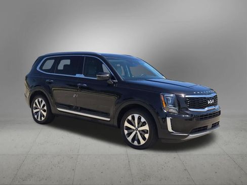 Certified 2022 Kia Telluride S FWD image 8