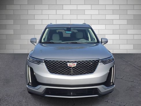 Certified 2024 Cadillac XT6 Premium Luxury w/ Technology Package FWD image 8