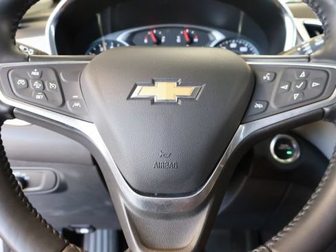 Used 2022 Chevrolet Equinox LT FWD image 26