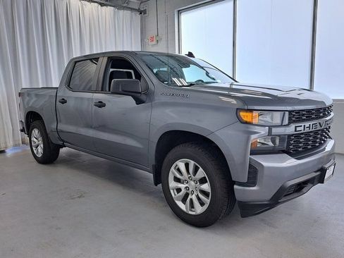 Used 2022 Chevrolet Silverado 1500 Custom AWD/4WD image 3