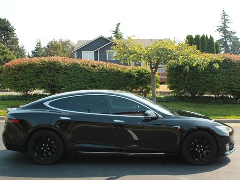 Used 2018 Tesla Model S 75D AWD/4WD image 7