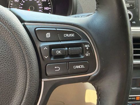 Used 2016 Kia Optima EX FWD image 40