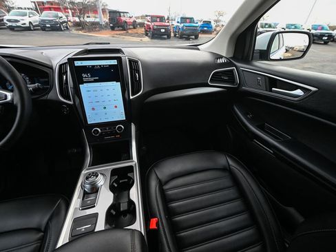 Used 2024 Ford Edge SEL w/ Convenience Package image 34