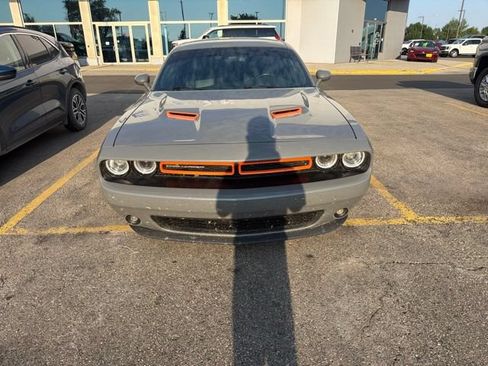 Used 2018 Dodge Challenger GT w/ Driver Convenience Group AWD/4WD image 2