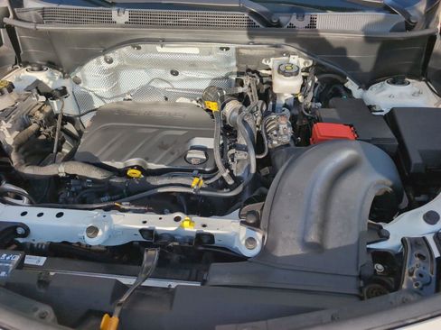 Used 2025 Buick Encore GX Preferred image 11