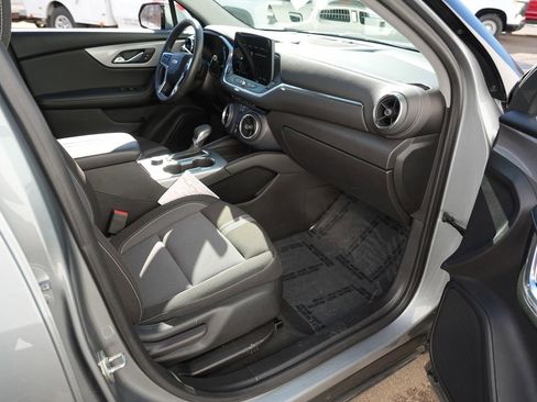 Used 2023 Chevrolet Blazer LT image 30