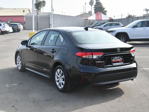 Used 2024 Toyota Corolla LE image 6