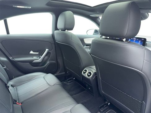 Used 2025 Mercedes-Benz CLA 250 image 49