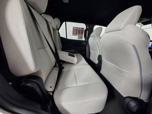 New 2026 Toyota 4Runner SR5 AWD/4WD image 27