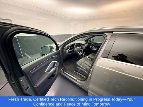Used 2022 Audi Q3 2.0T Premium w/ Convenience Package image 7