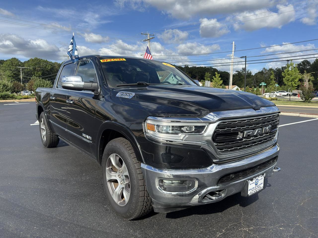 Used 2019 RAM 1500 Limited AWD/4WD image 3