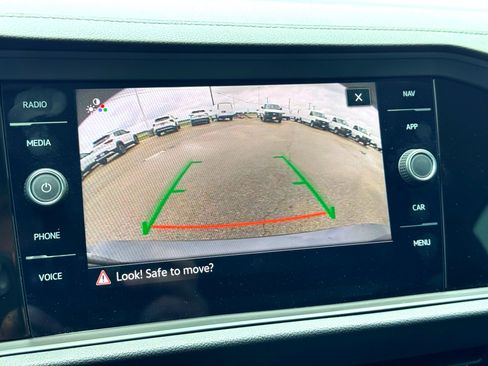Used 2024 Volkswagen Jetta SEL FWD image 29
