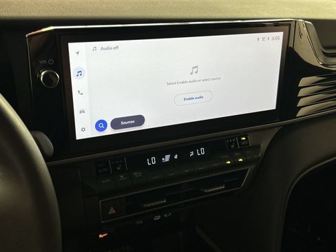 Used 2025 Toyota Camry XSE FWD image 16