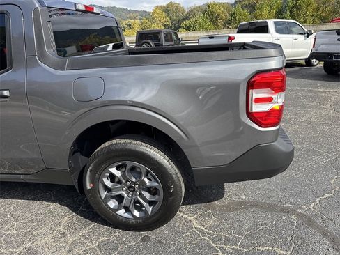 New 2025 Ford Maverick XLT image 7