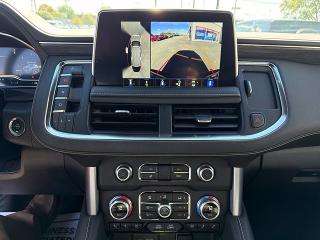 Certified 2023 GMC Yukon SLT w/ SLT Luxury Package AWD/4WD image 19