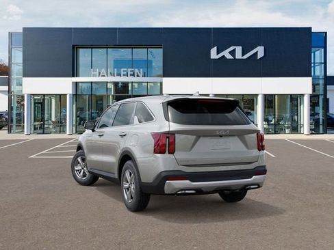 New 2026 Kia Sorento LX image 4