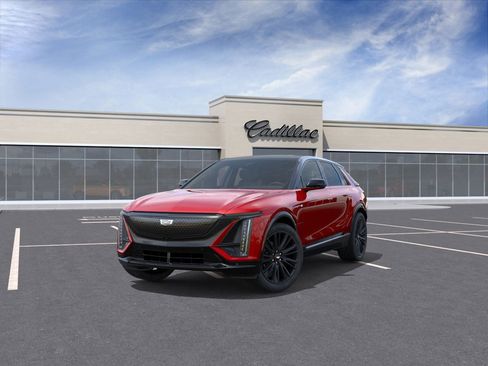 New 2025 Cadillac Lyriq Sport image 8