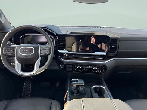 Used 2025 GMC Sierra 1500 Elevation w/ Elevation Premium Package image 12