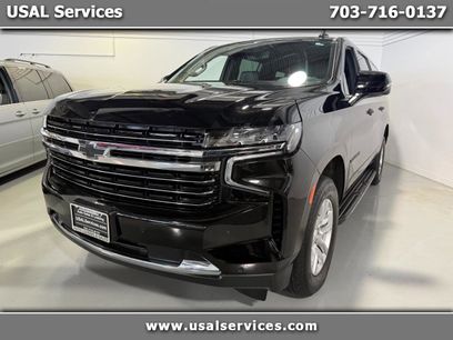 Used 2022 Chevrolet Suburban LT w/ Luxury Package