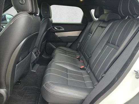 Certified 2022 Land Rover Range Rover Velar R-Dynamic S AWD/4WD image 19