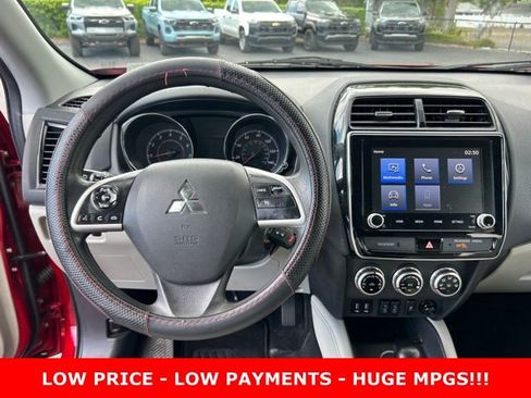 Used 2020 Mitsubishi Outlander Sport ES FWD image 17