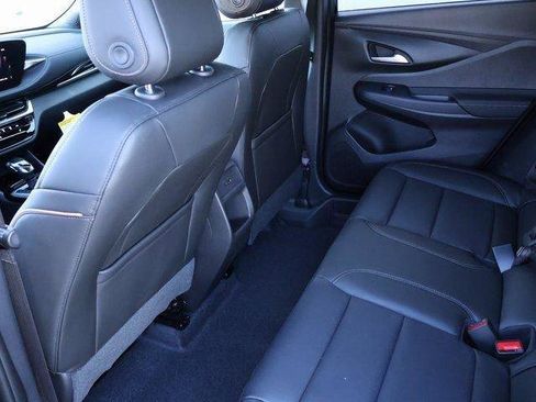 New 2026 Buick Envista Avenir image 12