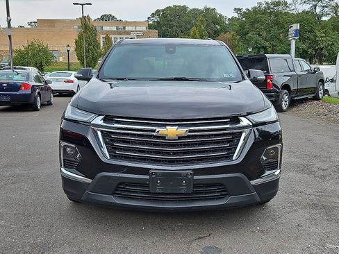 Certified 2023 Chevrolet Traverse LT w/ Rear Camera Mirror Package image 2