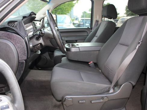 Used 2013 Chevrolet Silverado 2500 LT w/ Custom Sport Truck Package AWD/4WD image 15