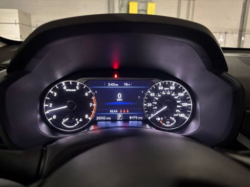 Used 2025 Nissan Altima 2.5 SV FWD image 40