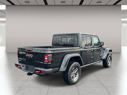New 2026 Jeep Gladiator Mojave image 3