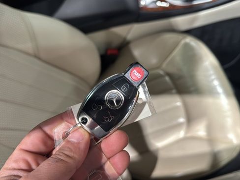 Used 2009 Mercedes-Benz SL 63 AMG SL 63 AMG image 36